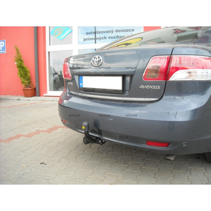Cârlig de Remorcare, Auto-Hak, Sistem Semi-Demontabil, Toyota Avensis 5 Uși 2009 - Prezent - EDK.ro