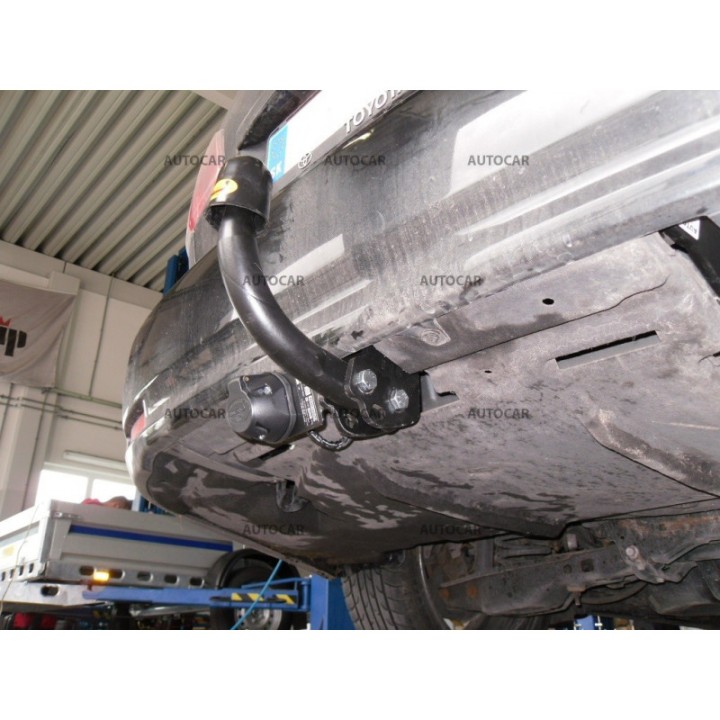 Cârlig de Remorcare, Auto-Hak, Sistem Semi-Demontabil, Toyota Avensis Combi 2009 - Prezent - EDK.ro