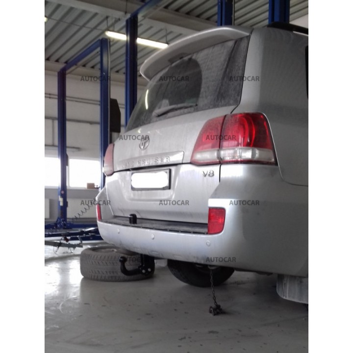 Cârlig de Remorcare, Auto-Hak, Sistem Semi-Demontabil, Toyota Land Cruiser 70 2007 - Prezent - EDK.ro