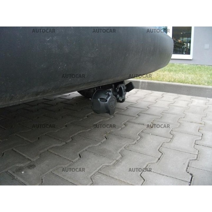 Cârlig de Remorcare, Auto-Hak, Sistem Demontabil Automat, Volkswagen Caddy 2004 - 2015 - EDK.ro