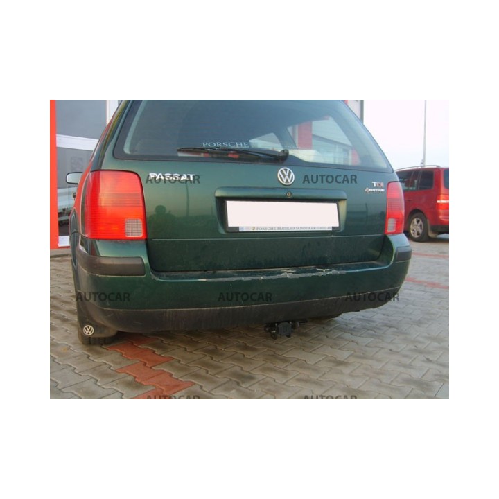 Cârlig de Remorcare, Auto-Hak, Sistem Demontabil Automat, Volkswagen Passat 4 Uși 4x4 1996 - 2005 - EDK.ro