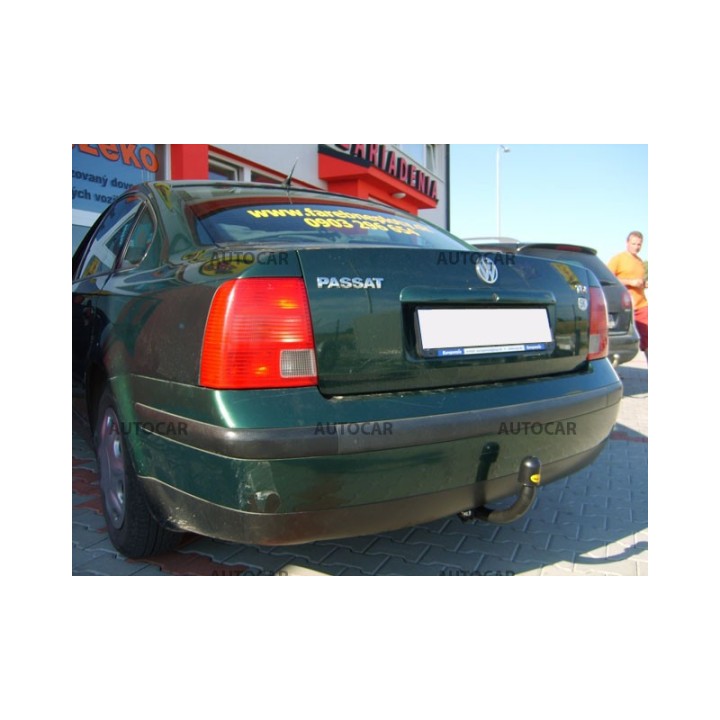 Cârlig de Remorcare, Auto-Hak, Sistem Semi-Demontabil, Volkswagen Passat 4 Uși 4x4 1996 - 2005 - EDK.ro
