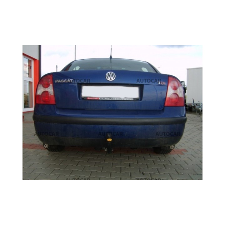 Cârlig de Remorcare, Auto-Hak, Sistem Semi-Demontabil, Volkswagen Passat 4 Uși 4x4 1996 - 2005 - EDK.ro