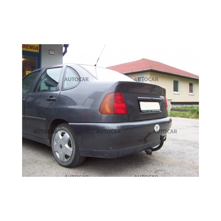 Cârlig de Remorcare, Auto-Hak, Sistem Semi-Demontabil, Volkswagen Polo 4 Uși 1996 - 2002 - EDK.ro