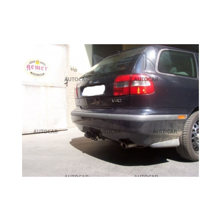Cârlig de Remorcare, Auto-Hak, Sistem Demontabil Automat, Volvo V40 Combi 2000 - Prezent - EDK.ro