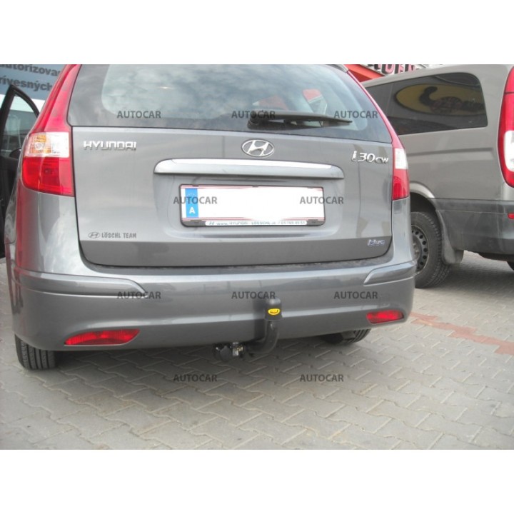 Cârlig de Remorcare, Auto-Hak, Sistem Semi-Demontabil, Hyundai i30 Combi 2010 - 2012 - EDK.ro