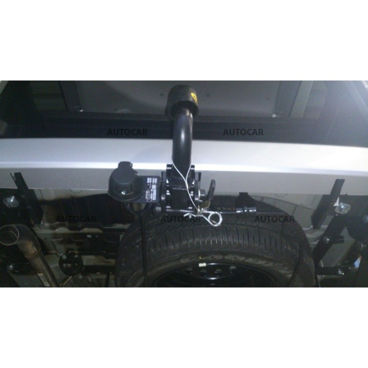 Cârlig de Remorcare, Auto-Hak, Sistem Demontabil Automat, Nissan NV200 2009 - Prezent - EDK.ro