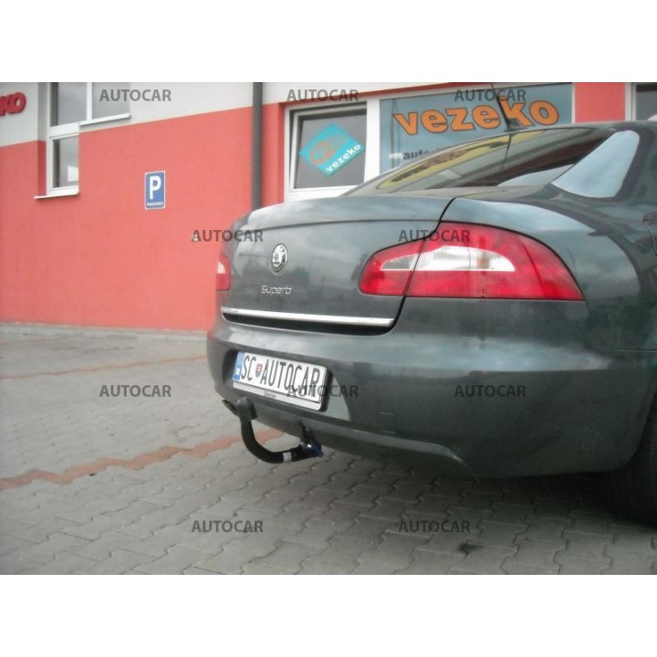 Cârlig de Remorcare, Auto-Hak, Sistem Demontabil Vertical, Škoda Superb Combi 4x4 2008 - 2014 - EDK.ro