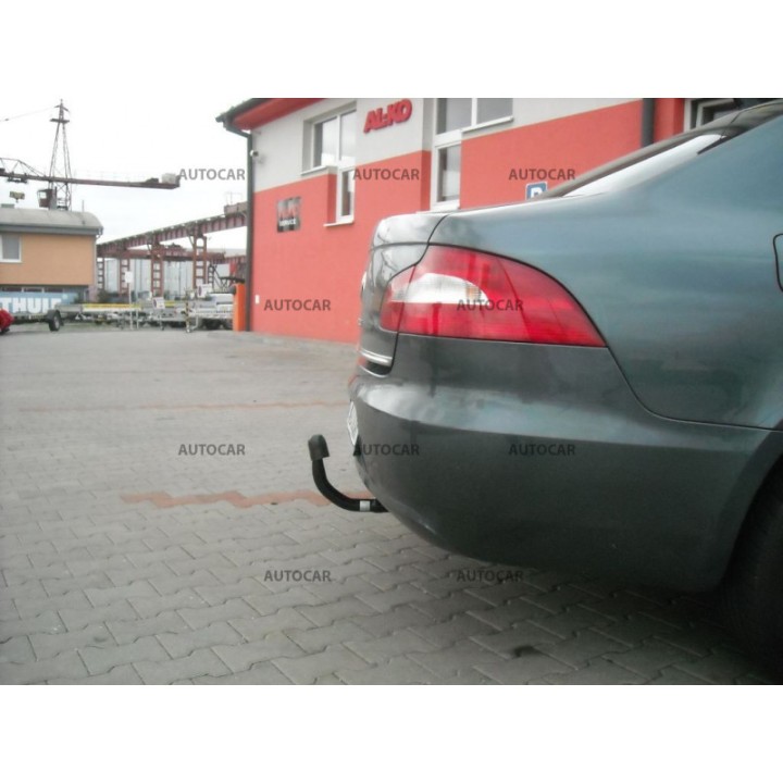 Cârlig de Remorcare, Auto-Hak, Sistem Demontabil Vertical, Škoda Superb Combi 4x4 2008 - 2014 - EDK.ro