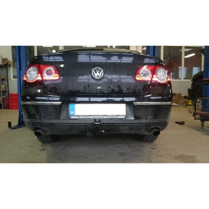 Vertical Detachable Towbar with Key, Westfalia Automotive VI, Volkswagen Passat 2005 - 2010 - EDK.ro