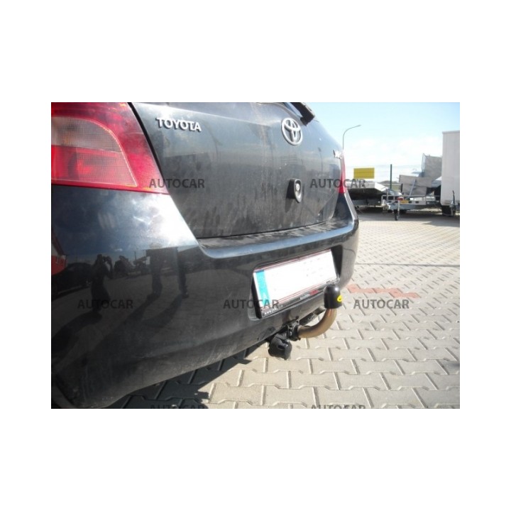 Cârlig de Remorcare, Auto-Hak, Sistem Demontabil Automat, Toyota Yaris 5 Uși 2000 - 2006 - EDK.ro