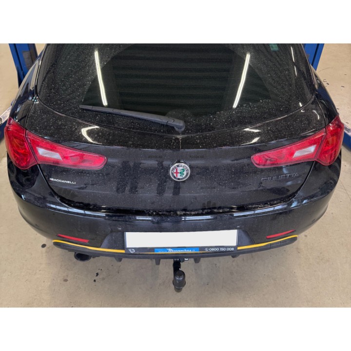 Towbar, Auto-Hak, Vertical Detachable System, Alfa Romeo Giulietta 2010 - 2016 - EDK.ro