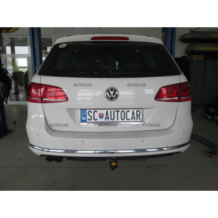 Cârlig de Remorcare, Auto-Hak, Sistem Semi-Demontabil, Volkswagen Passat 2010 - 2015 - EDK.ro