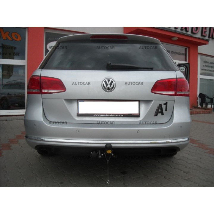Cârlig de Remorcare, Auto-Hak, Sistem Demontabil Automat, Volkswagen Passat 2010 - 2015 - EDK.ro
