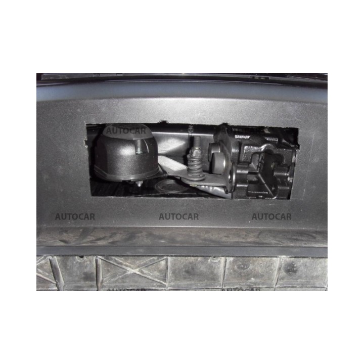 Cârlig de Remorcare, Auto-Hak, Sistem Demontabil Vertical, Volkswagen Passat 2010 - 2015 - EDK.ro