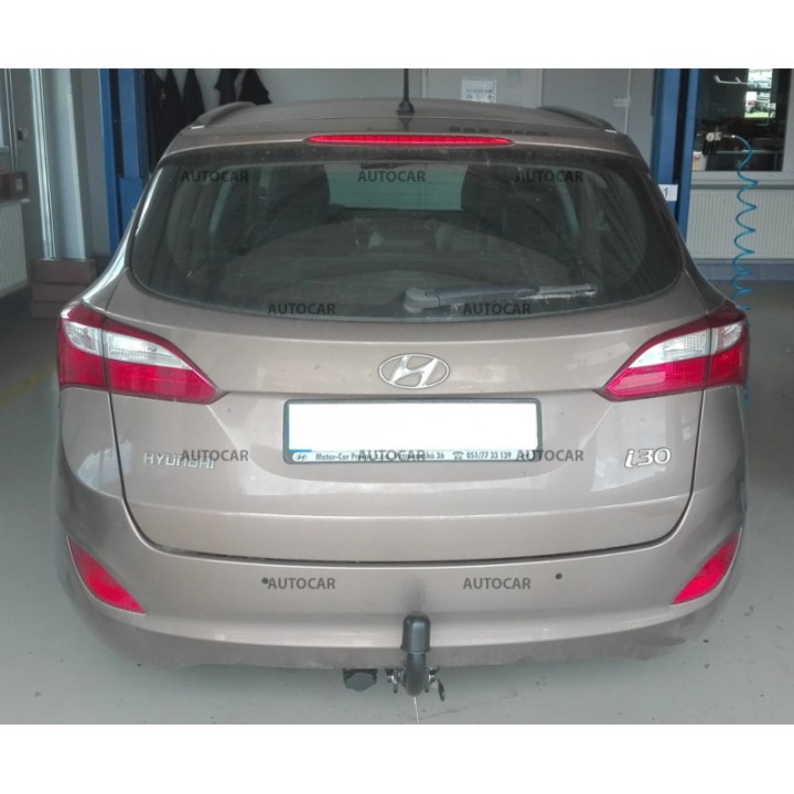 Cârlig de Remorcare, Auto-Hak, Sistem Demontabil Automat, Hyundai i30 Combi 2012 - 2017 - EDK.ro