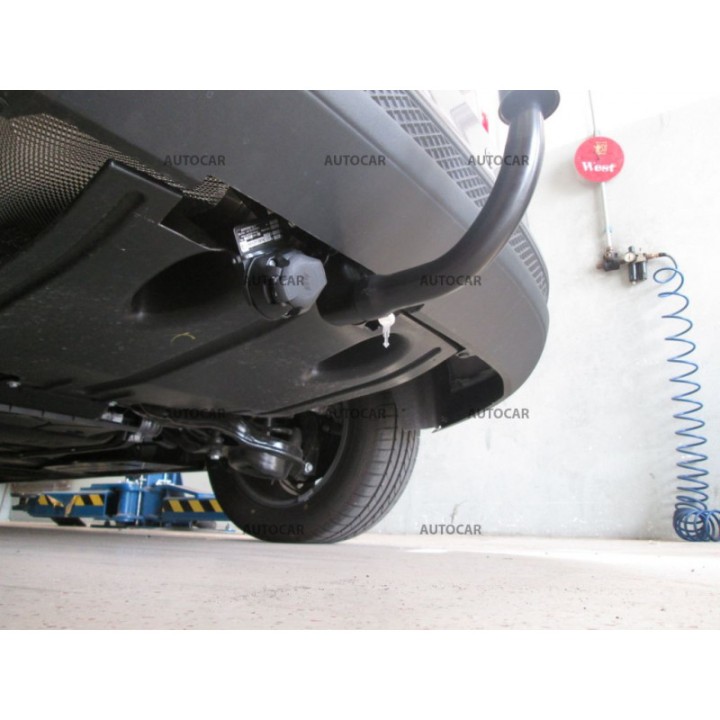Cârlig de Remorcare, Auto-Hak, Sistem Demontabil Vertical, Ford Focus 3/5 Uși 2011 - 2014 - EDK.ro