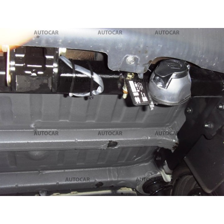 Cârlig de Remorcare, Auto-Hak, Sistem Demontabil Vertical, Dacia Lodgy 2012 - Prezent - EDK.ro