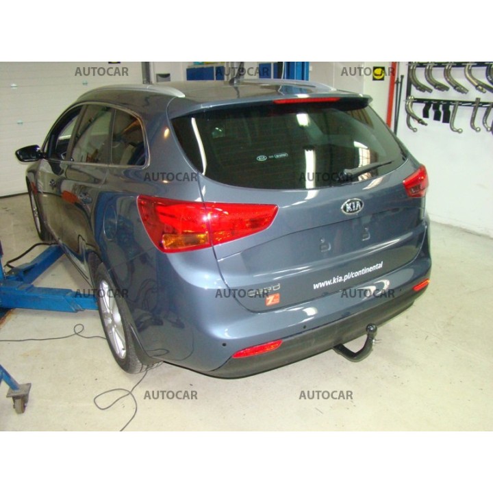 Cârlig de Remorcare, Auto-Hak, Sistem Demontabil Vertical, Kia Ceed Combi 2012 - 2018 - EDK.ro