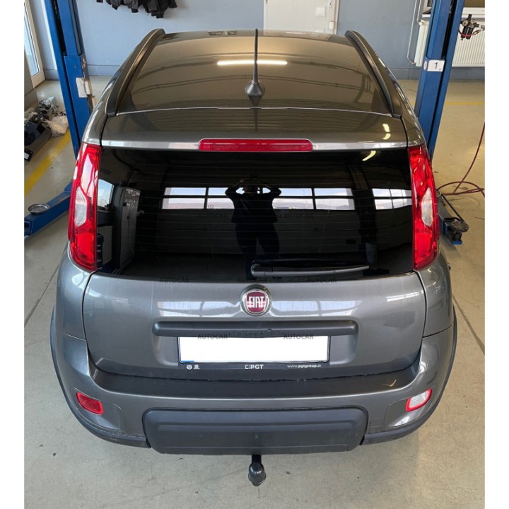 Cârlig de Remorcare, Auto-Hak, Sistem Semi-Demontabil, Fiat Panda 5 Uși 4x4 2012 - Prezent - EDK.ro