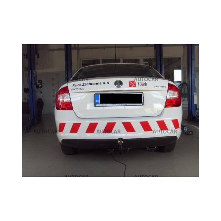 Cârlig de Remorcare, Auto-Hak, Sistem Demontabil Vertical, Škoda Rapid 2012 - Prezent - EDK.ro