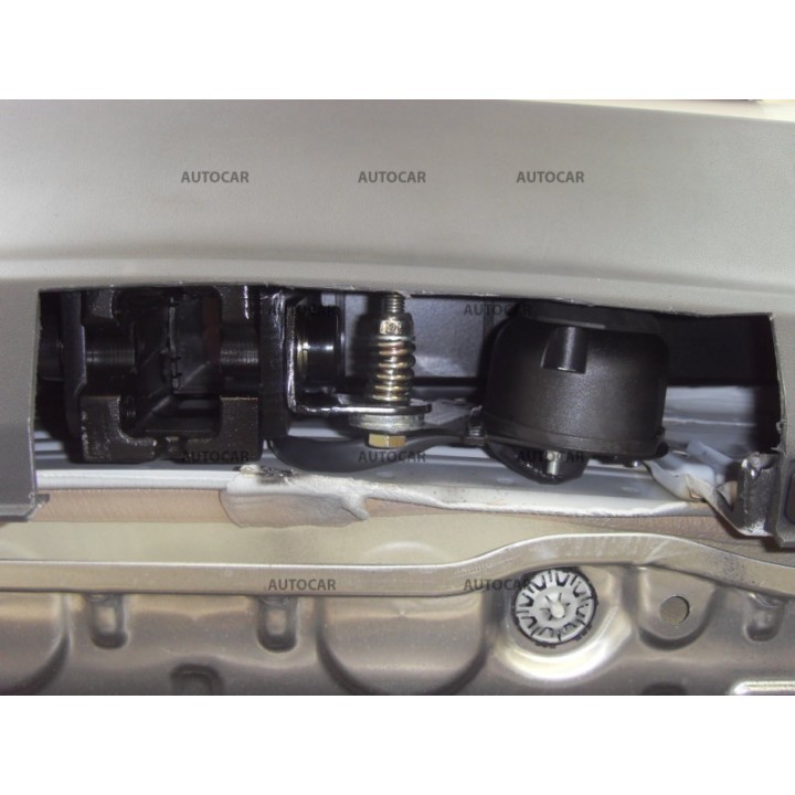 Cârlig de Remorcare, Auto-Hak, Sistem Demontabil Vertical, Volkswagen Golf 5 Uși 2012 - 2016 - EDK.ro