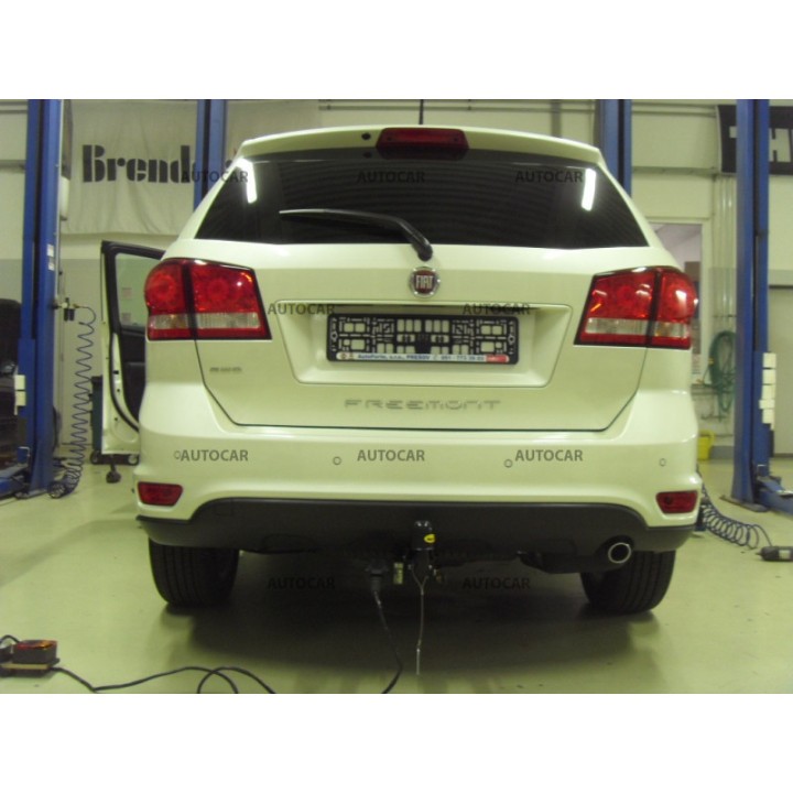 Cârlig de Remorcare Detașabil Automat, Brink 5 Uși, Fiat Freemont 2011 - 2016 - EDK.ro