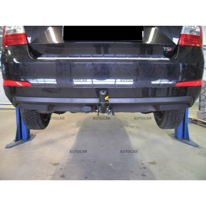 Cârlig de Remorcare, Auto-Hak, Sistem Demontabil Automat, Škoda Octavia Combi 4x4 2013 - Prezent - EDK.ro