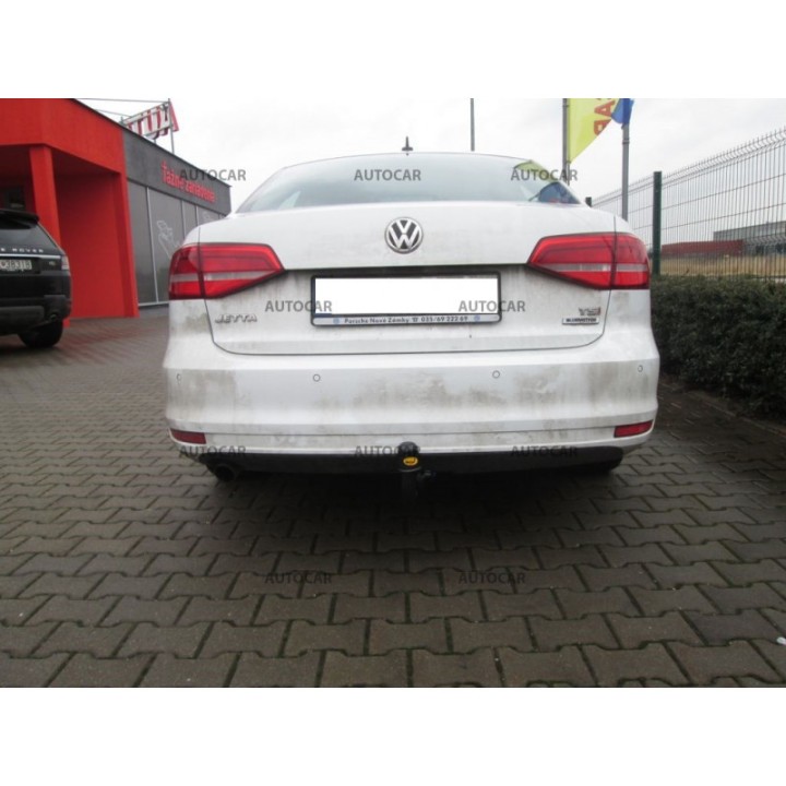 Cârlig de Remorcare, Auto-Hak, Sistem Demontabil Vertical, Volkswagen Jetta 2011 - Prezent - EDK.ro