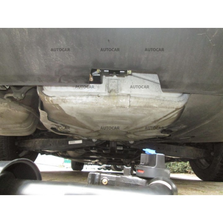 Cârlig de Remorcare, Auto-Hak, Sistem Demontabil Vertical, Volkswagen Jetta 2011 - Prezent - EDK.ro