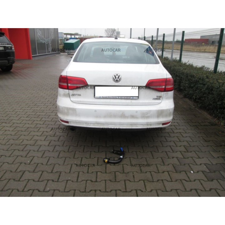 Cârlig de Remorcare, Auto-Hak, Sistem Demontabil Vertical, Volkswagen Jetta 2011 - Prezent - EDK.ro