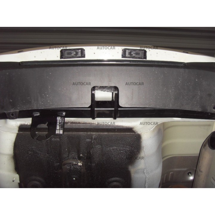 Cârlig de Remorcare, Auto-Hak, Sistem Demontabil Vertical, Kia Rio 2013 - Prezent - EDK.ro