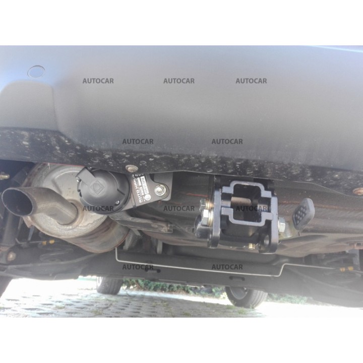 Cârlig de Remorcare, Auto-Hak, Sistem Demontabil Automat, Renault Captur 2013 - 2019 - EDK.ro