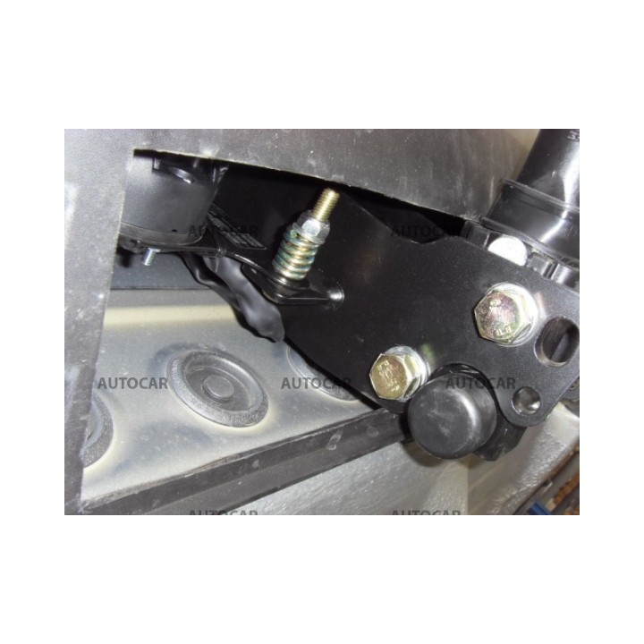 Cârlig de Remorcare, Auto-Hak, Sistem Demontabil Automat, Seat Toledo 2013 - Prezent - EDK.ro