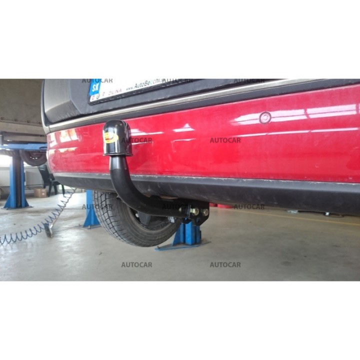 Cârlig de Remorcare, Auto-Hak, Sistem Semi-Demontabil, Fiat 500L 2013 - Prezent - EDK.ro
