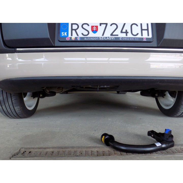 Cârlig de Remorcare, Auto-Hak, Sistem Demontabil Vertical, Fiat 500L 2013 - Prezent - EDK.ro