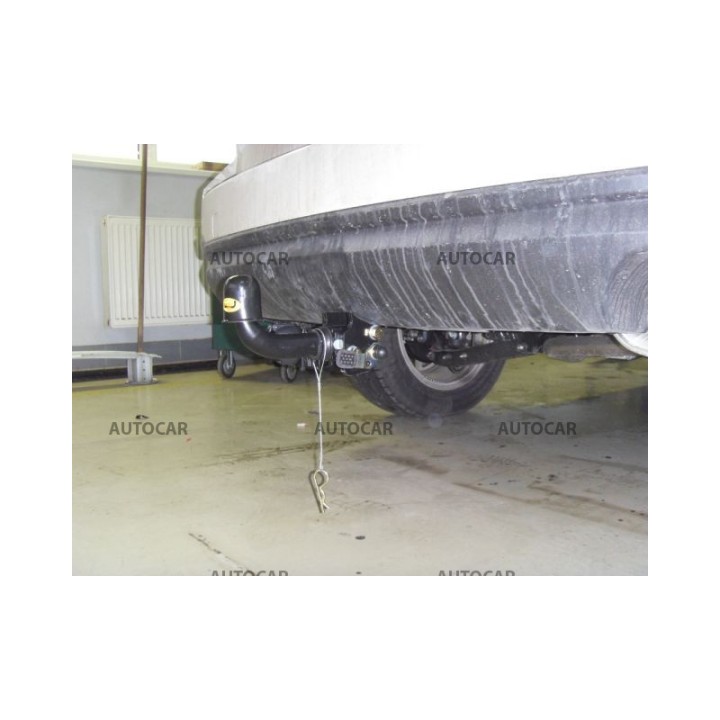 Cârlig de Remorcare, Auto-Hak, Sistem Demontabil Automat, Subaru Forester 5 Uși 2013 - 2018 - EDK.ro