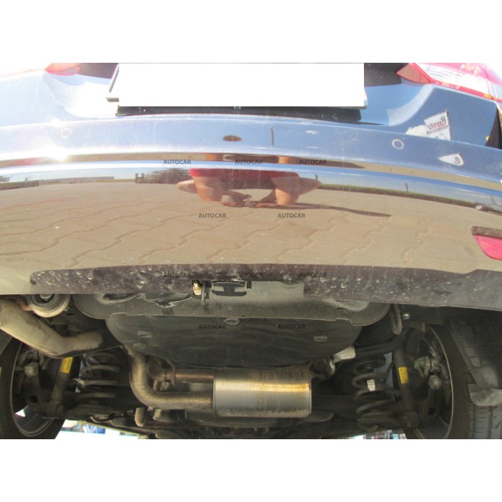 Cârlig de Remorcare, Auto-Hak, Sistem Demontabil Vertical, Chevrolet Cruze 2012 - Prezent - EDK.ro