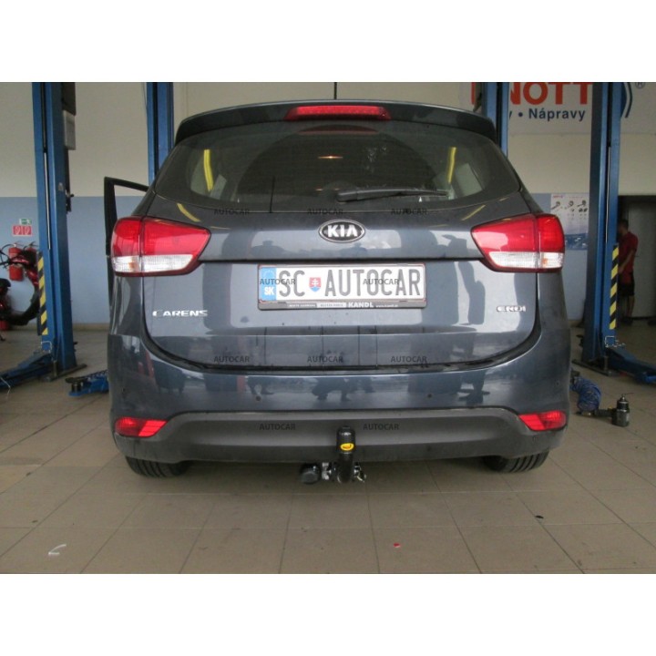 Cârlig de Remorcare, Auto-Hak, Sistem Demontabil Automat, Kia Carens Van 2013 - Prezent - EDK.ro