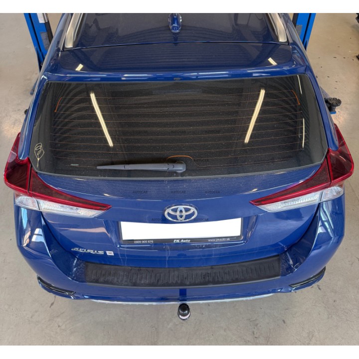 Cârlig de Remorcare, Auto-Hak, Sistem Semi-Demontabil, Toyota Auris Combi 2013 - 2018 - EDK.ro