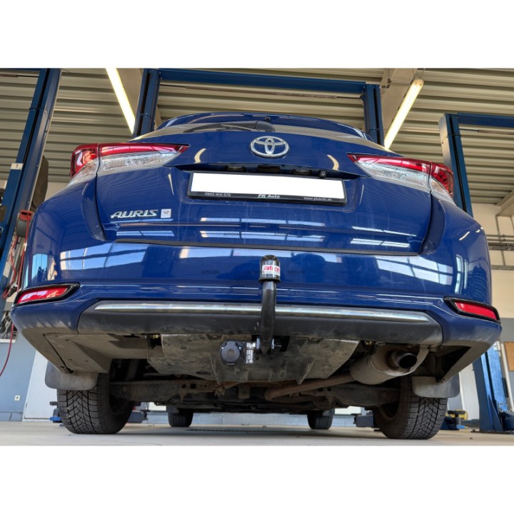 Towbar, Auto-Hak, Semi-Detachable System, Toyota Auris Station Wagon 2013 - 2018 - EDK.ro