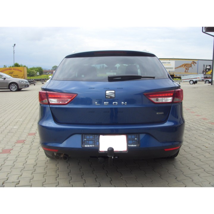 Cârlig de Remorcare, Auto-Hak, Sistem Demontabil Vertical, Seat Leon 2013 - 2020 - EDK.ro