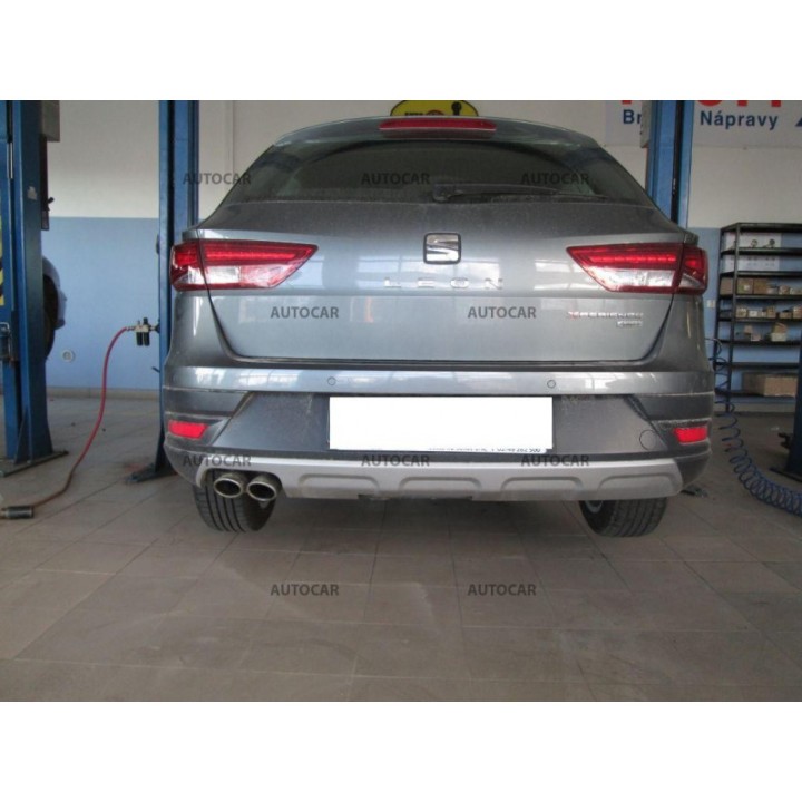 Cârlig de Remorcare, Auto-Hak, Sistem Demontabil Vertical, Seat Leon 2013 - 2020 - EDK.ro