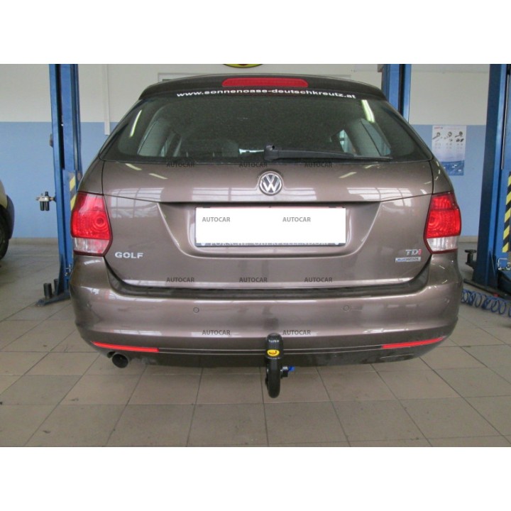 Cârlig de Remorcare, Auto-Hak, Sistem Demontabil Vertical, Volkswagen Golf Combi 2007 - 2012 - EDK.ro