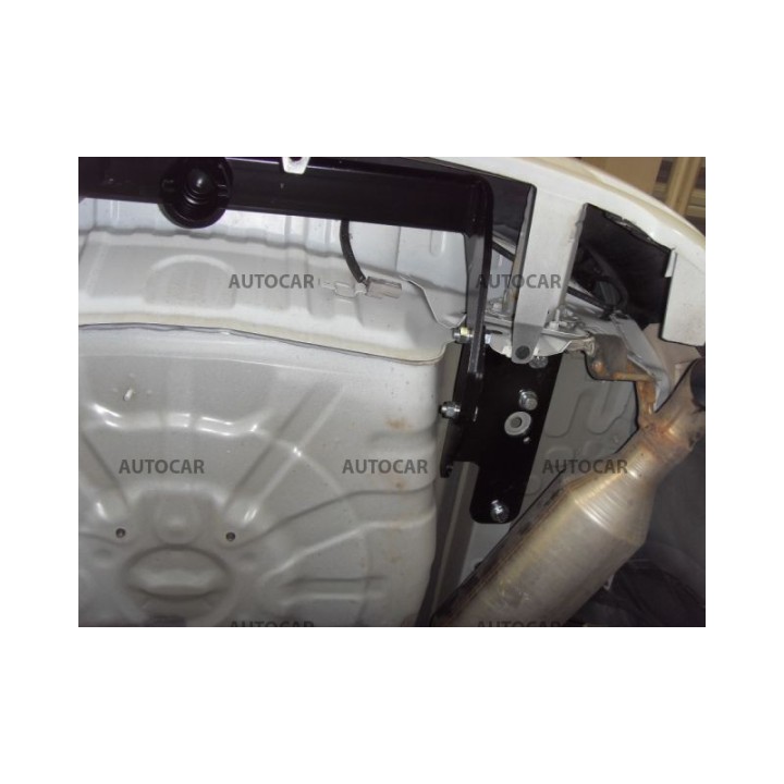 Cârlig de Remorcare Detașabil Vertical cu Cheie, ORIS / Bosal Kombi VIN ( T27), Toyota Avensis 2009 - Prezent - EDK.ro