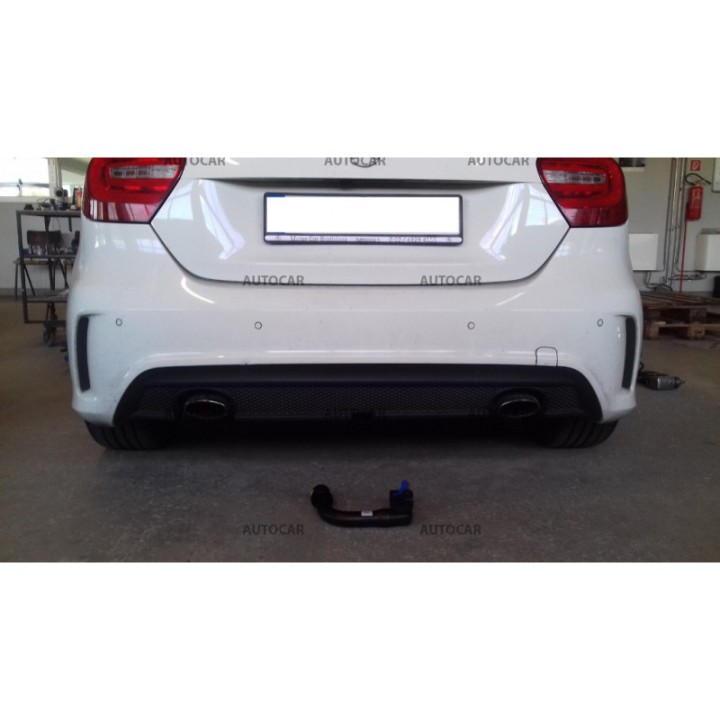Cârlig de Remorcare, Auto-Hak, Sistem Demontabil Vertical, Mercedes-Benz A-Class 2012 - 2018 - EDK.ro