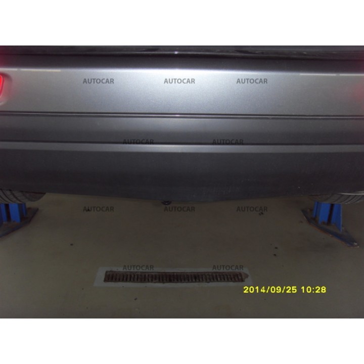 Cârlig de Remorcare Detașabil Vertical cu Cheie, ORIS / Bosal, Mitsubishi Outlander 2012 - Prezent - EDK.ro