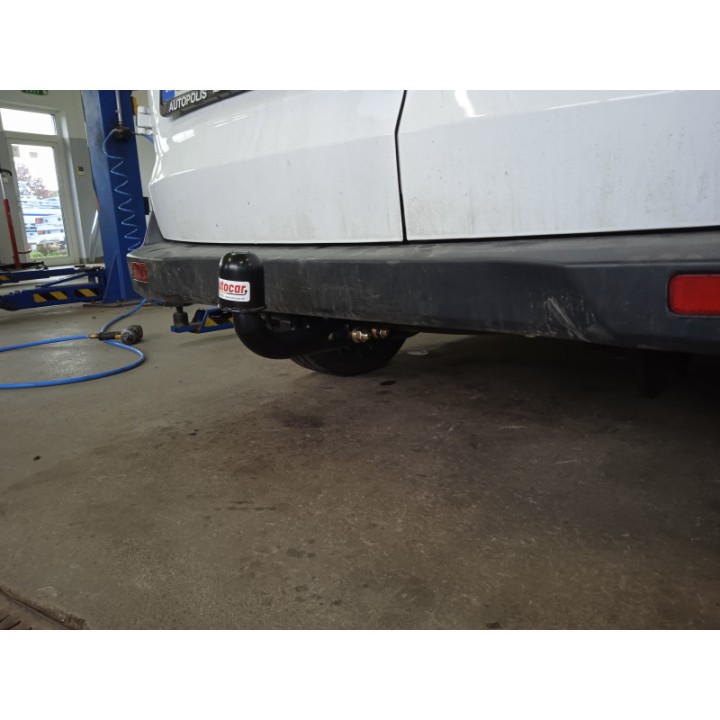 Cârlig de Remorcare, Auto-Hak, Sistem Semi-Demontabil, Ford Tourneo Courier / Transit Courier 2014 - 2023 - EDK.ro