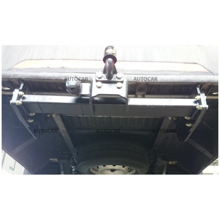 Cârlig de Remorcare, Auto-Hak, Sistem Semi-Demontabil, Iveco Daily 2014 - Prezent - EDK.ro