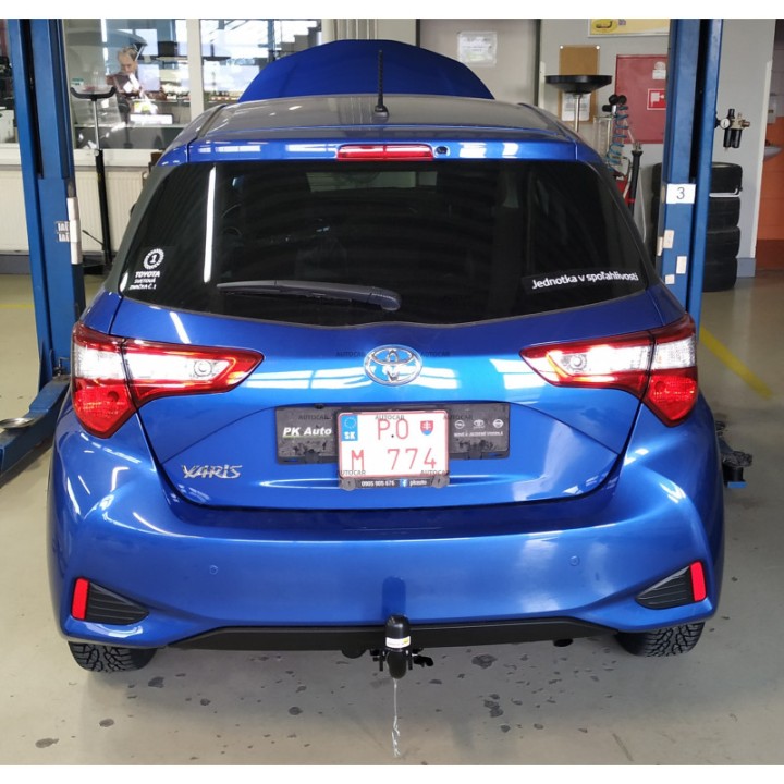 Cârlig de Remorcare, Auto-Hak, Sistem Demontabil Automat, Toyota Yaris 3/5 Uși 2014 - Prezent - EDK.ro